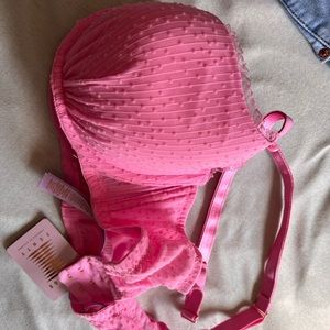 38DDD savage X Fenty bra with tags! Never used